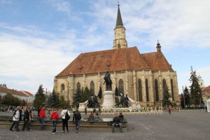 Ansamblul monumental Matei Corvin si Catedrala "Sf. Mihail” din Piata Matei Corvin din Cluj-Napoca.