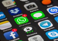 Hackerii ar putea modifica mesajele la WhatsApp