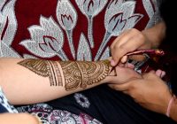 Când pot deveni periculoase tatuajele cu henna