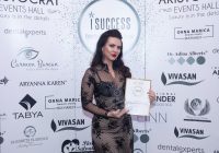 Dr. Oana Georgiana Văduva a primit premiul de excelență în frumusețe în cadrul Galei I Success “Celebrity Awards – Femei de Succes”